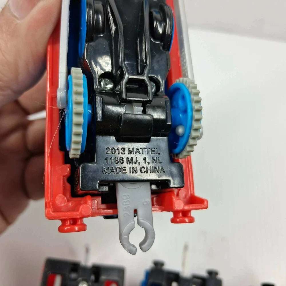 Thomas‎ & Friends TrackMaster Motorized Thomas Annie Clarabel Train Set 2013